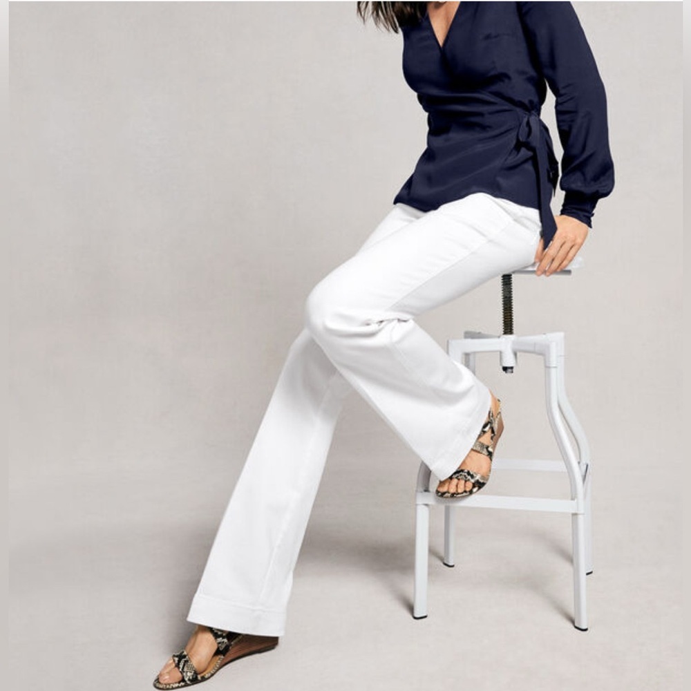 Talbots Womens White High Waist Flare‎ Jeans Size 8 Cotton Blend Classic Pants